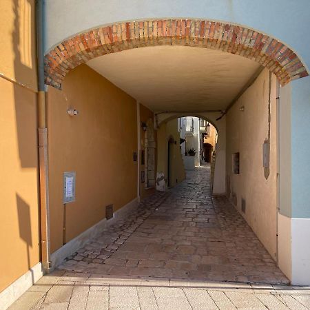 I Tre Marchi Rooms Camera Sabbia 테르몰리 외부 사진